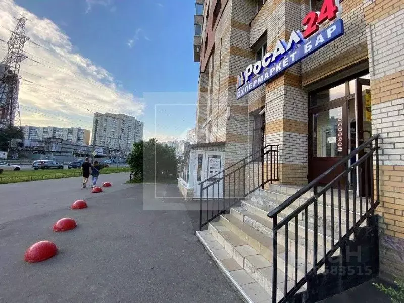 Помещение свободного назначения в Санкт-Петербург Комендантская пл., 8 ... - Фото 1