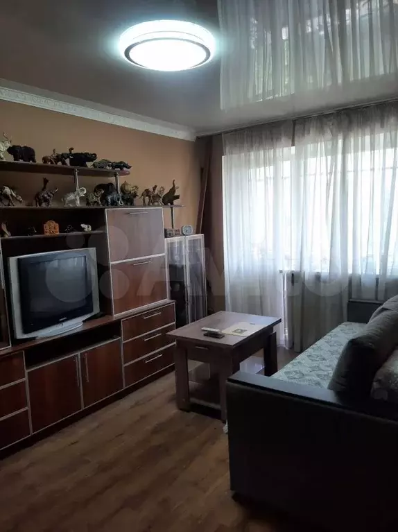 1-к. квартира, 32 м, 4/5 эт. - Фото 0