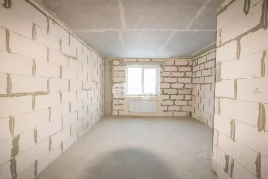 3-к кв. Калужская область, Калуга проезд Юрия Круглова, 8 (81.74 м) - Фото 0