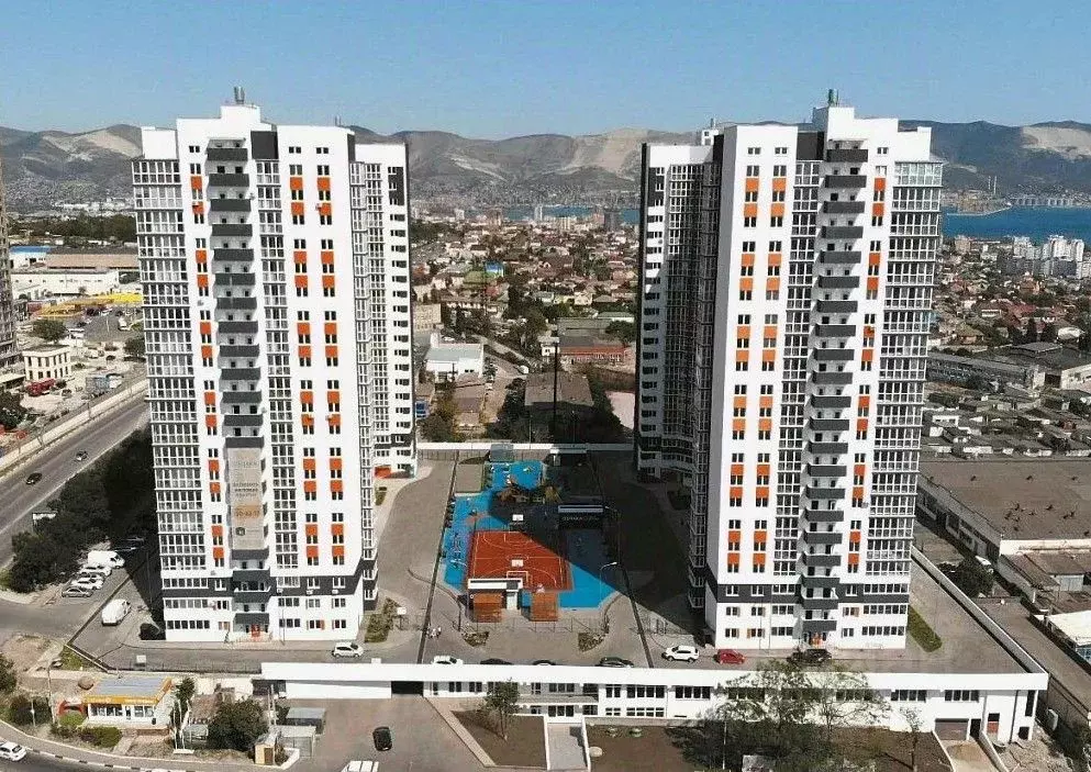 2-к кв. Краснодарский край, Новороссийск ул. Куникова, 55к1 (74.8 м) - Фото 0