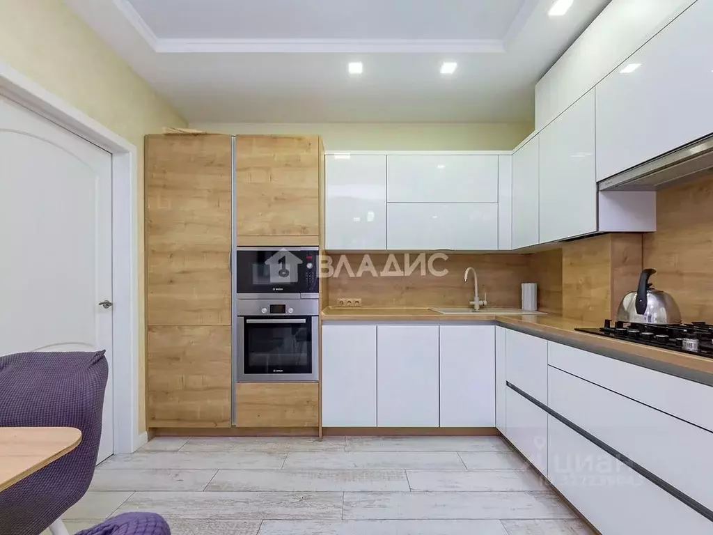 2-к кв. Калининградская область, Калининград Красная ул., 139Б (72.79 ... - Фото 2