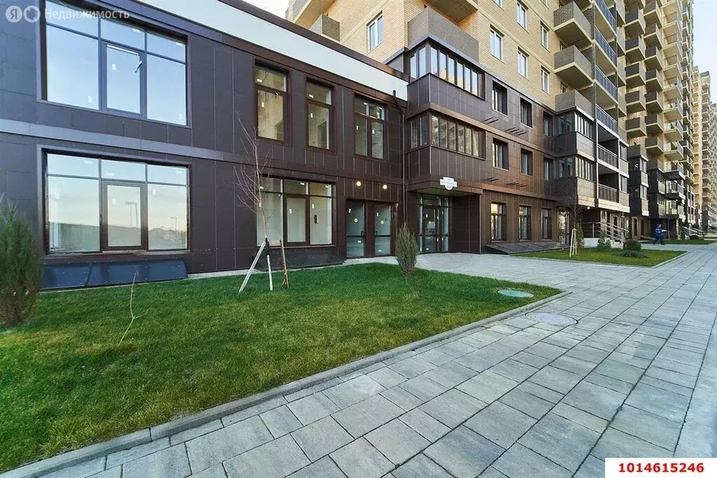 2-комнатная квартира: Краснодар, улица имени Героя Ростовского, 8 (52 ... - Фото 1