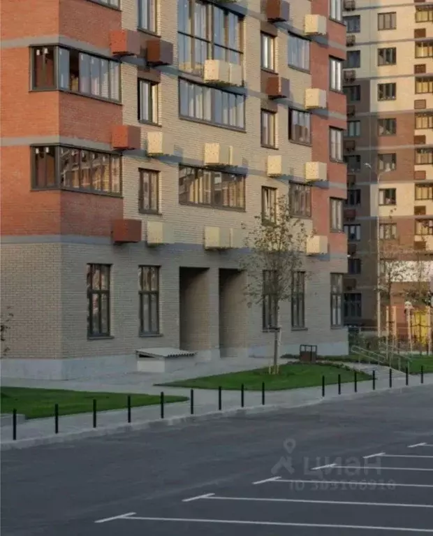 Продаётся 3-к квартира, 56.6 м - Фото 0