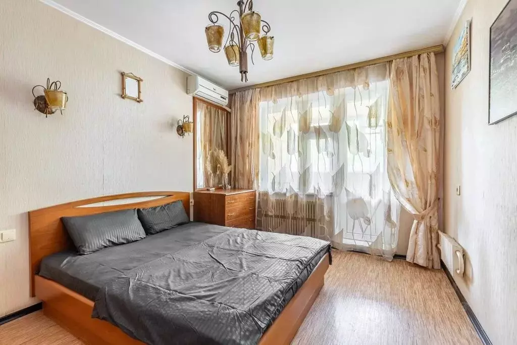3-к кв. Татарстан, Казань Меридианная ул., 13 (75.0 м) - Фото 0