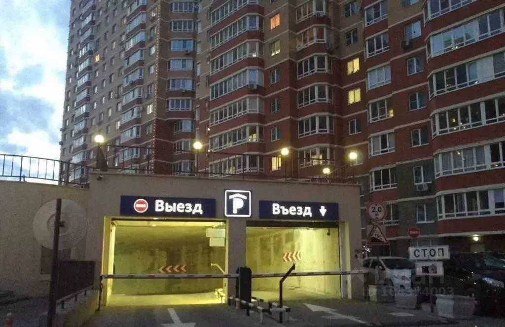 Гараж в Воронежская область, Воронеж ул. Челюскинцев, 101 (21.0 м) - Фото 1