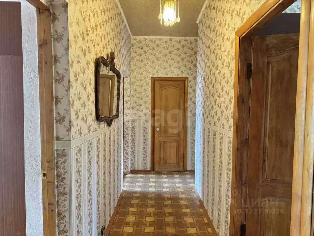 3-к кв. Смоленская область, Ярцево ул. Максима Горького, 14 (62.8 м) - Фото 0