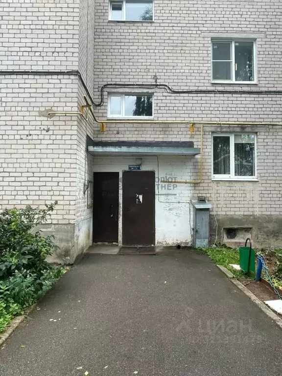 3-к кв. Новгородская область, Новгородский район, Бронницкое с/пос, с. ... - Фото 1