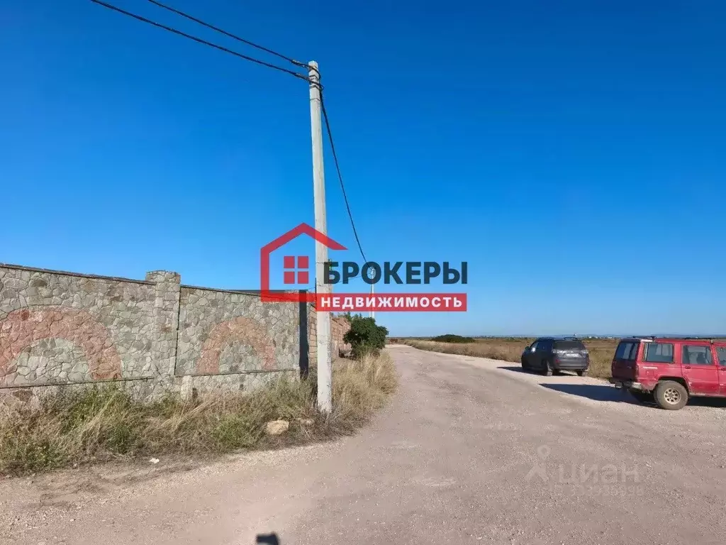 Участок в Севастополь с. Орловка,  (3.7 га.) - Фото 2
