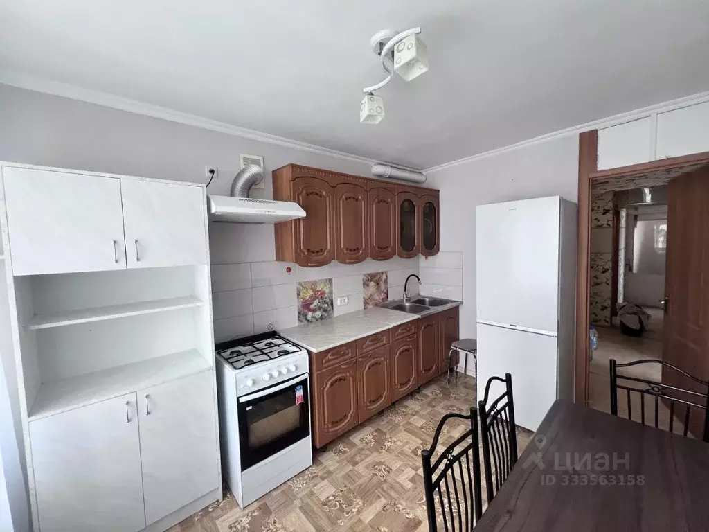 3-к кв. Крым, Симферополь ул. Стрелковая, 95 (65.0 м) - Фото 2