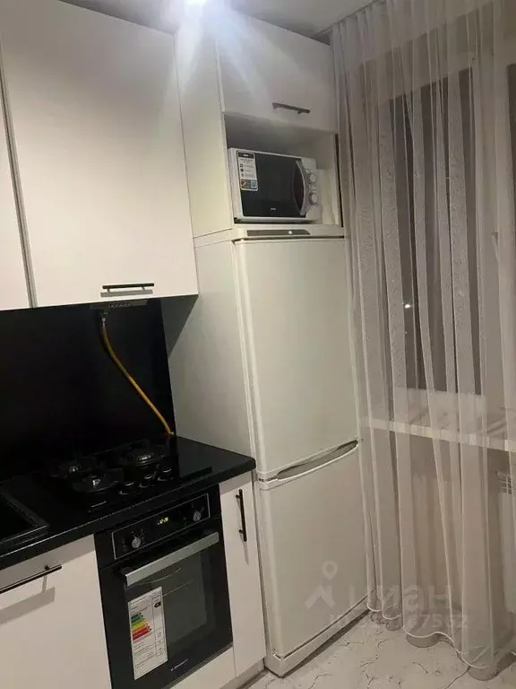 1-к кв. Крым, Симферополь ул. Ларионова, 44 (26.1 м) - Фото 0