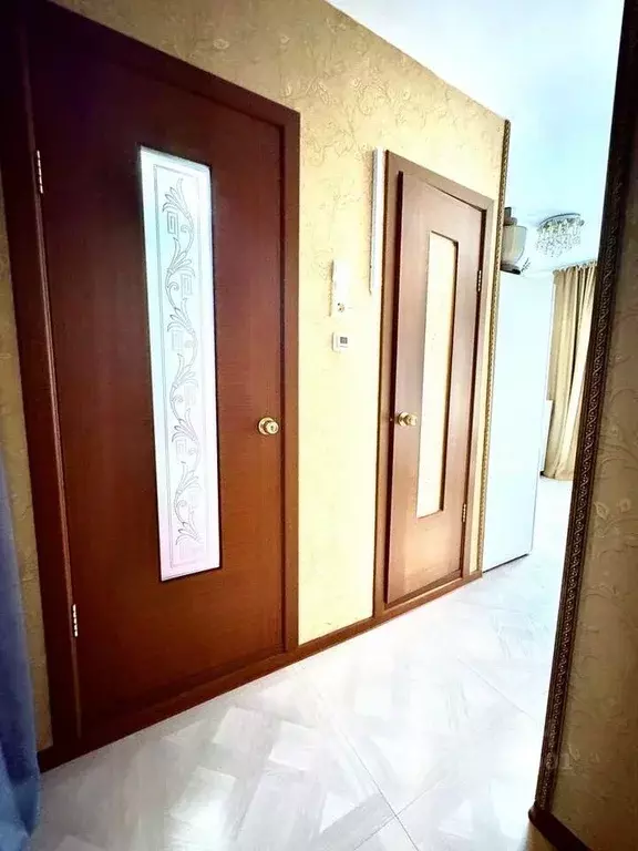 2-к кв. Хакасия, Сорск Усть-Абаканский район, ул. Кирова, 50 (50.2 м) - Фото 0