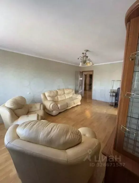 3-к кв. Крым, Феодосия бул. Старшинова, 10А (97.0 м) - Фото 1