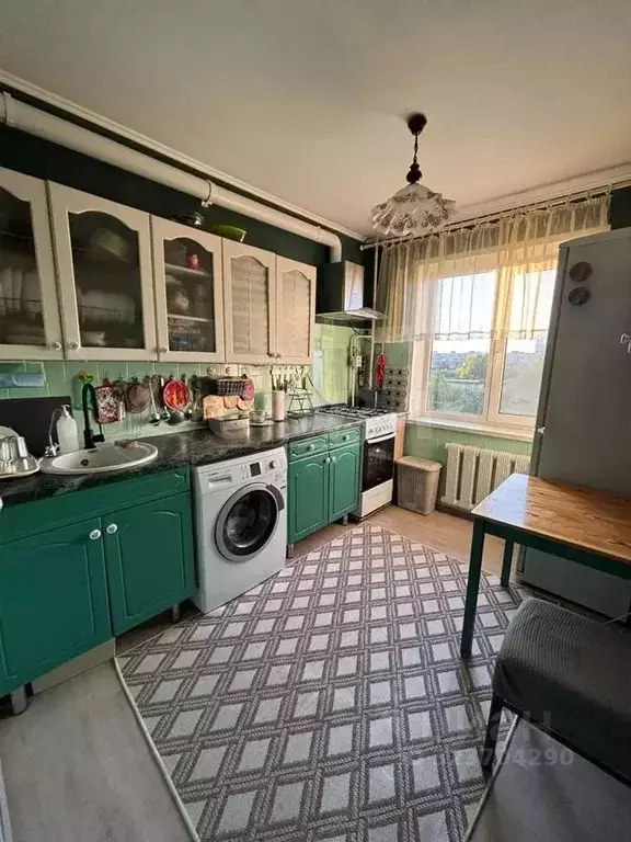 3-к кв. Курганская область, Курган Заозерный жилрайон, 2-й мкр, 9 ... - Фото 0