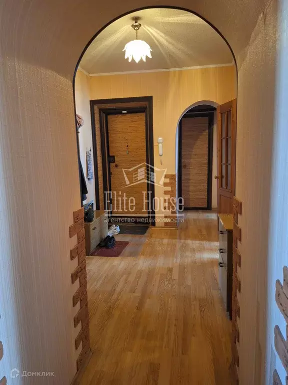 Продаётся 4-к квартира, 80 м - Фото 0