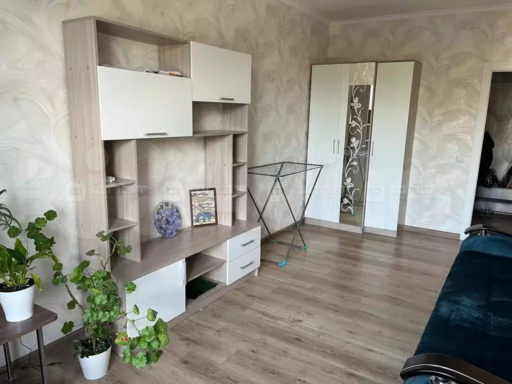1-к. квартира, 37 м, 5/9 эт. - Фото 1