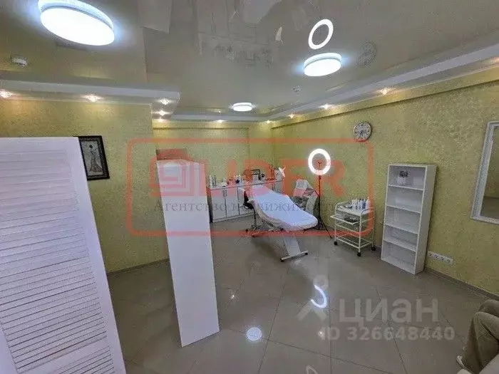 Торговая площадь в Севастополь просп. Октябрьской Революции, 48к1 (40 ... - Фото 1