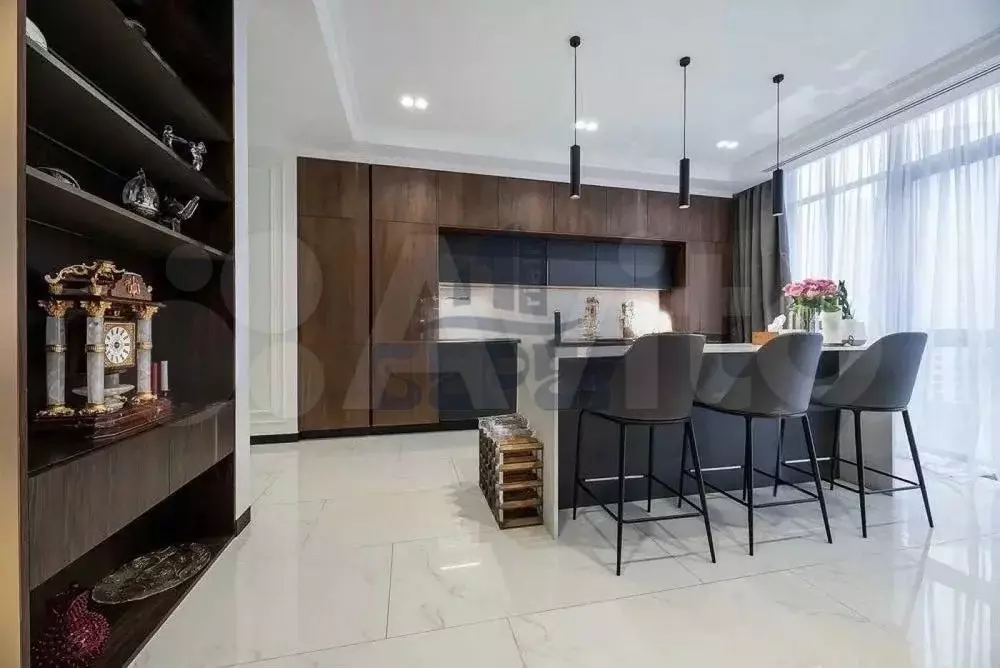 3-к. квартира, 130 м, 4/5 эт. - Фото 1