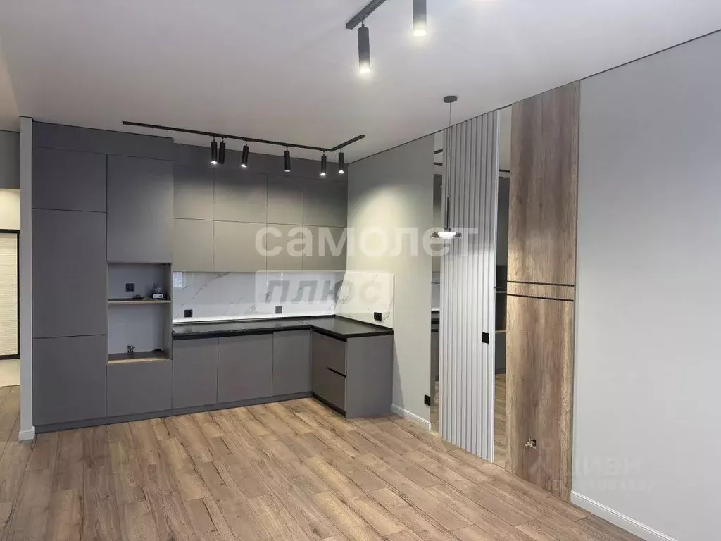 3-к кв. Кемеровская область, Кемерово бул. Строителей, 60к4 (63.0 м) - Фото 1