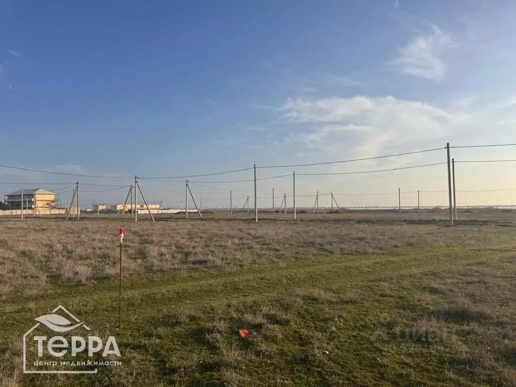 Участок в Крым, Сакский район, с. Молочное 2 (6.0 сот.) - Фото 1