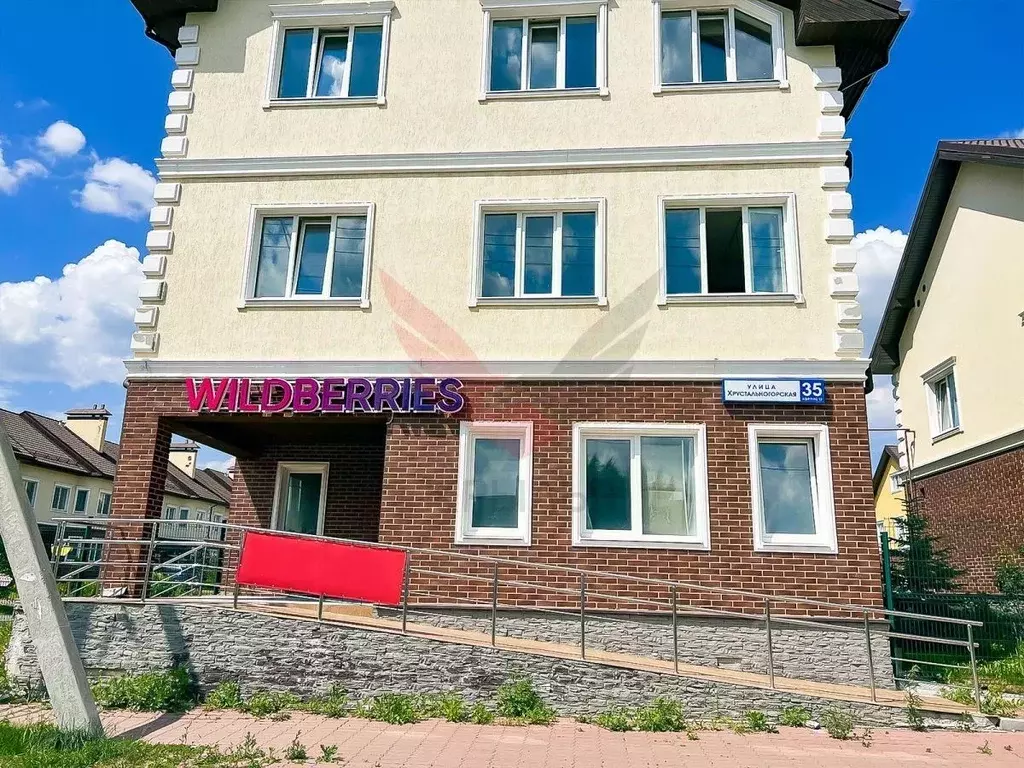 Помещение свободного назначения в Свердловская область, Екатеринбург ... - Фото 0