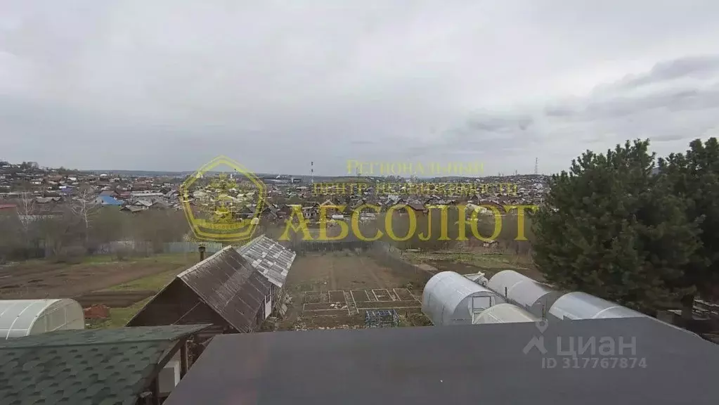 Дом в Свердловская область, Ревда ул. Красных Разведчиков, 19 (137 м) - Фото 0