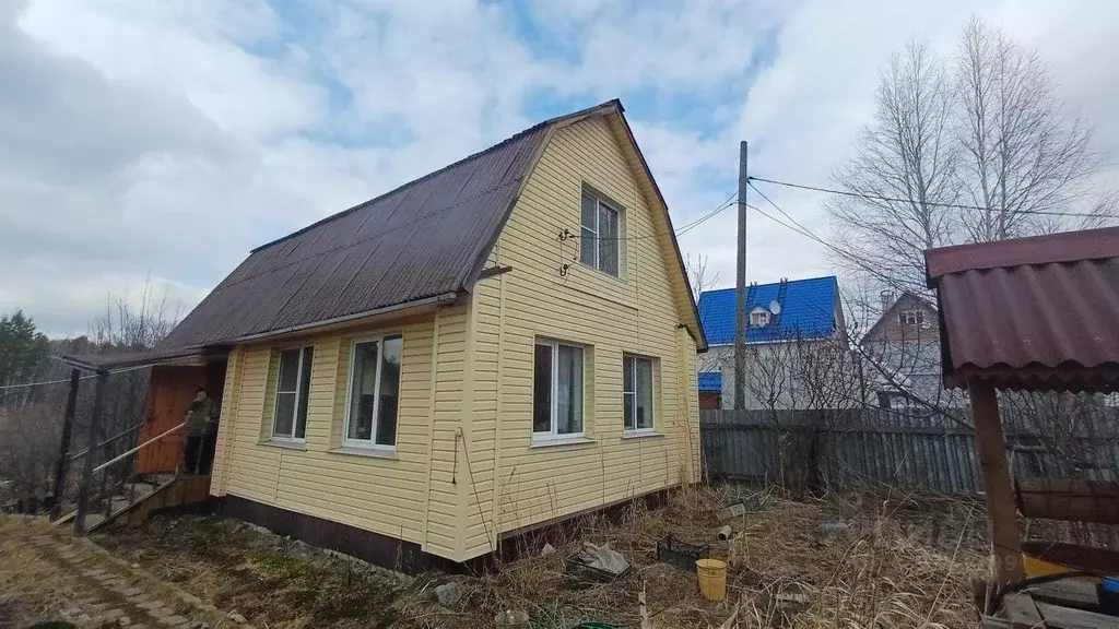 Дом в Свердловская область, Березовский муниципальный округ, пос. ... - Фото 1