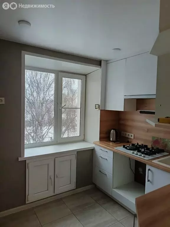 3-комнатная квартира: Киров, улица Тимирязева, 8 (58.2 м) - Фото 1