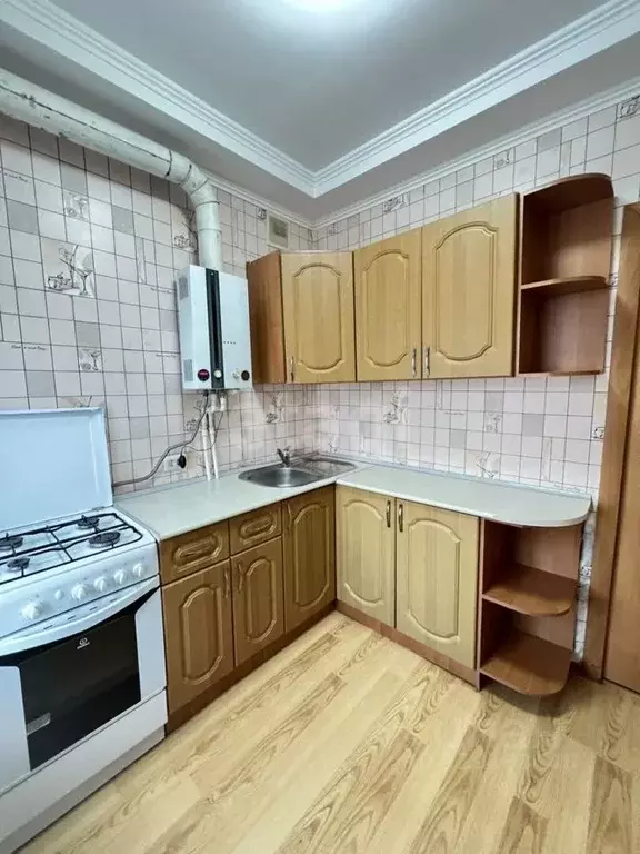 1-к кв. Адыгея, Майкоп Краснооктябрьская ул., 65 (31.8 м) - Фото 0