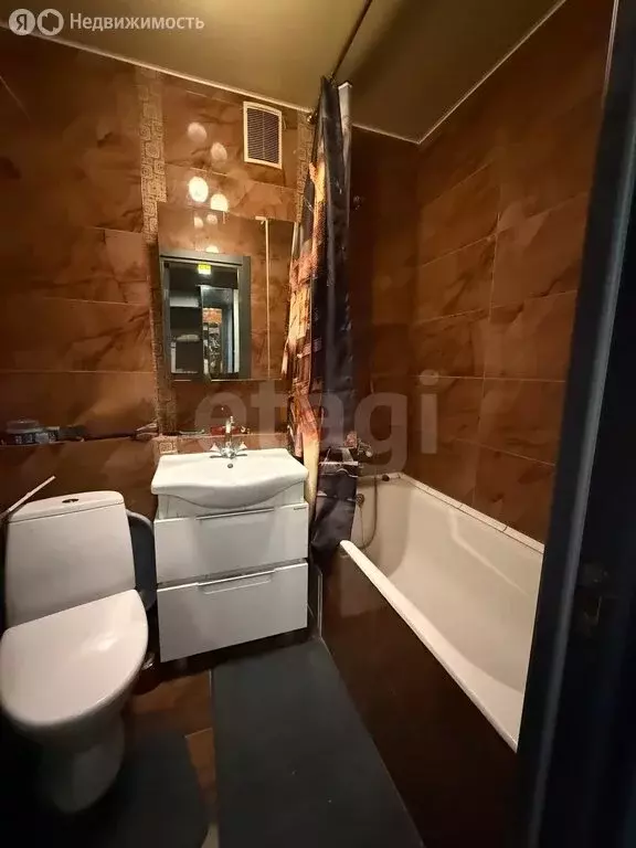 1-комнатная квартира: Брянск, улица Горбатова, 23 (39 м) - Фото 1