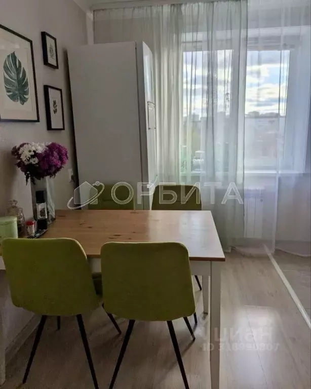 2-к кв. Тюменская область, Тюмень ул. Александра Логунова, 16 (50.5 м) - Фото 0