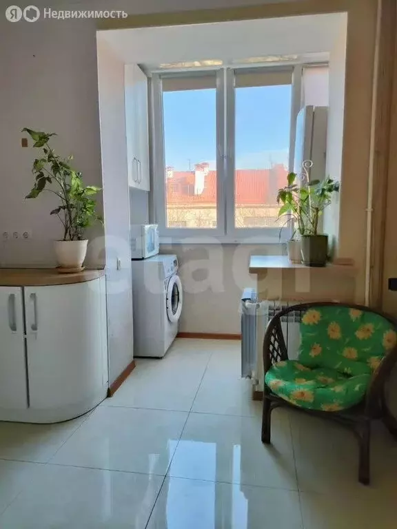 3-комнатная квартира: Севастополь, улица Льва Толстого, 8А (70 м) - Фото 2