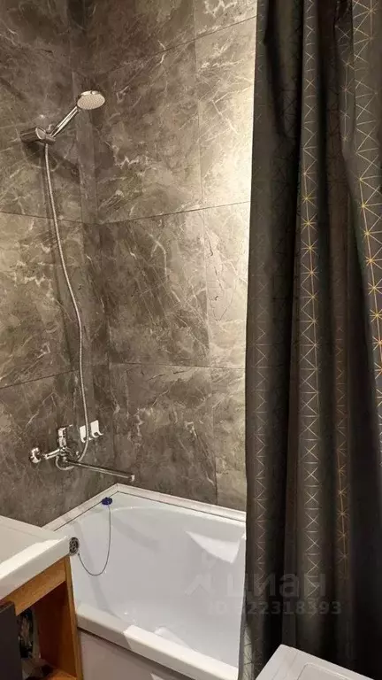 1-к кв. Красноярский край, Красноярск ул. Лесников, 27/1 (30.0 м) - Фото 1