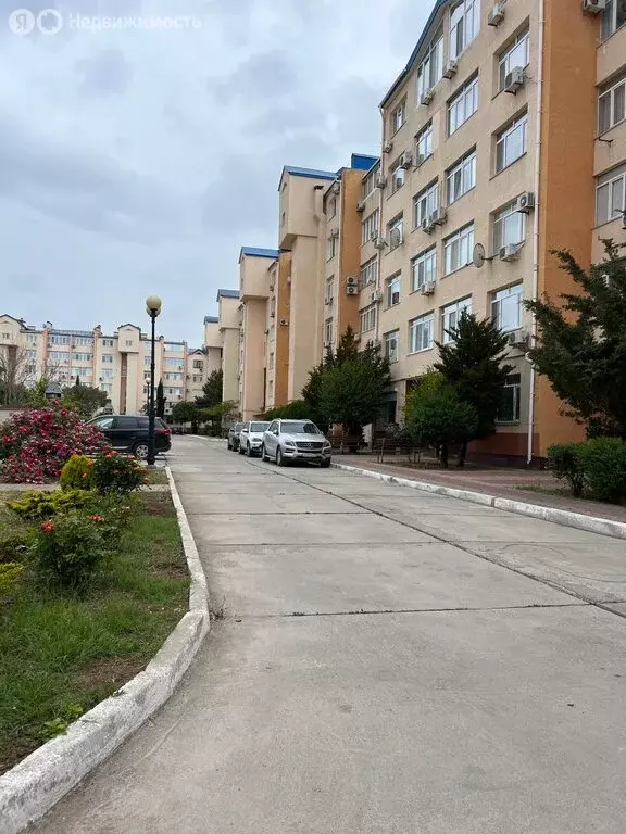 2-комнатная квартира: Евпатория, проспект Ленина, 51/50 (74 м) - Фото 1