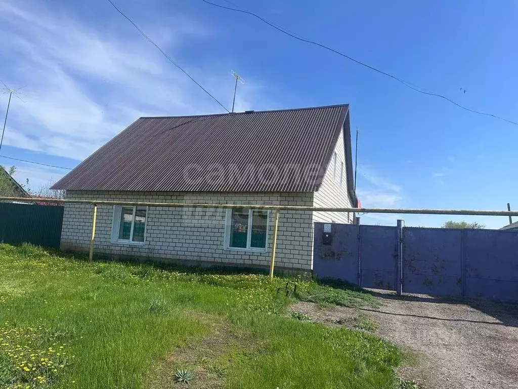 Дом в Оренбургская область, Новосергиевский район, с. Барабановка ... - Фото 2