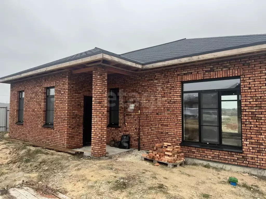 Дом в Калужская область, Дзержинский район, с. Дворцы  (93 м) - Фото 1