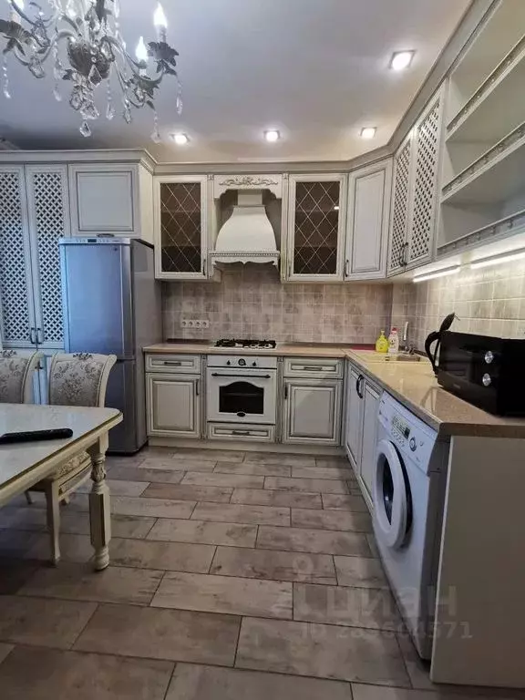 2-к кв. Ставропольский край, Ессентуки Пятигорская ул., 7 (65.0 м) - Фото 1