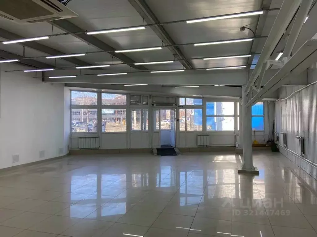 Торговая площадь в Свердловская область, Нижний Тагил ул. Ильича, 2Б ... - Фото 1