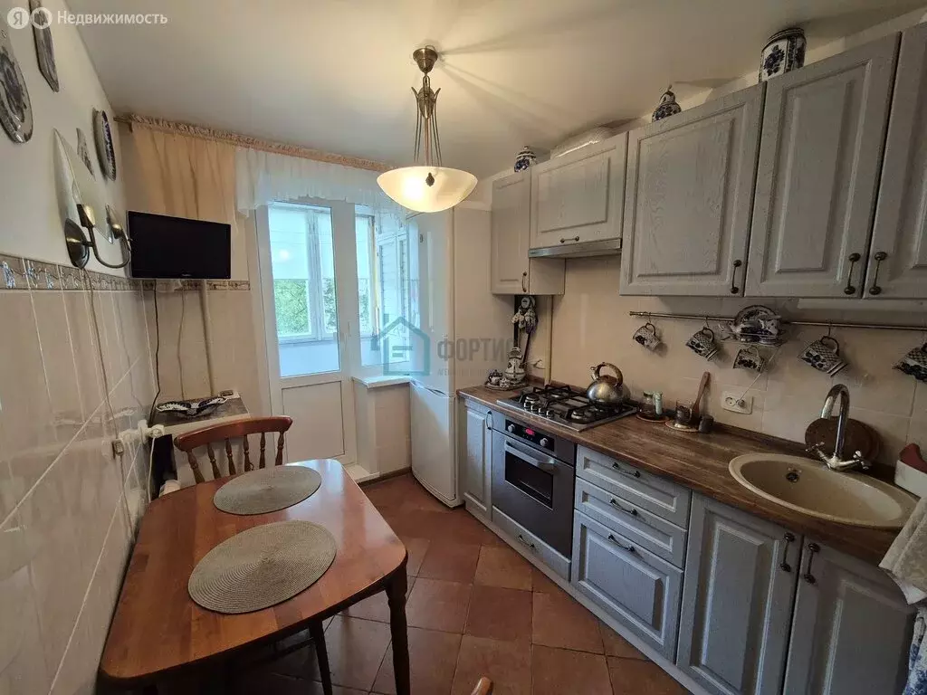 2-комнатная квартира: Ярославль, улица Труфанова, 8 (44.6 м) - Фото 1