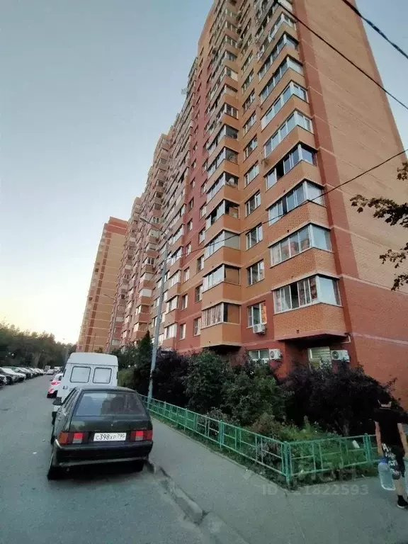 3-к кв. Московская область, Люберцы городской округ, Октябрьский пгт ... - Фото 0