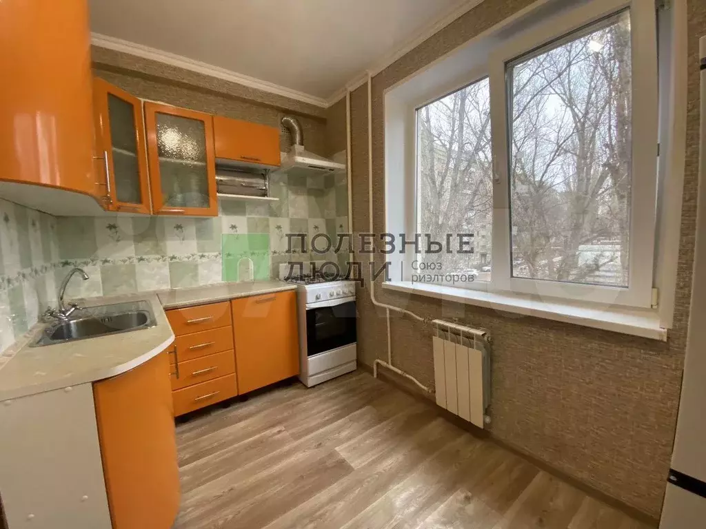 3-к. квартира, 60 м, 4/10 эт. - Фото 0