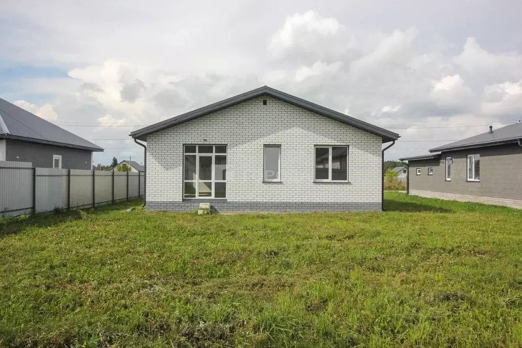 Дом в Алтайский край, Барнаул городской округ, пос. Черницк ул. ... - Фото 1