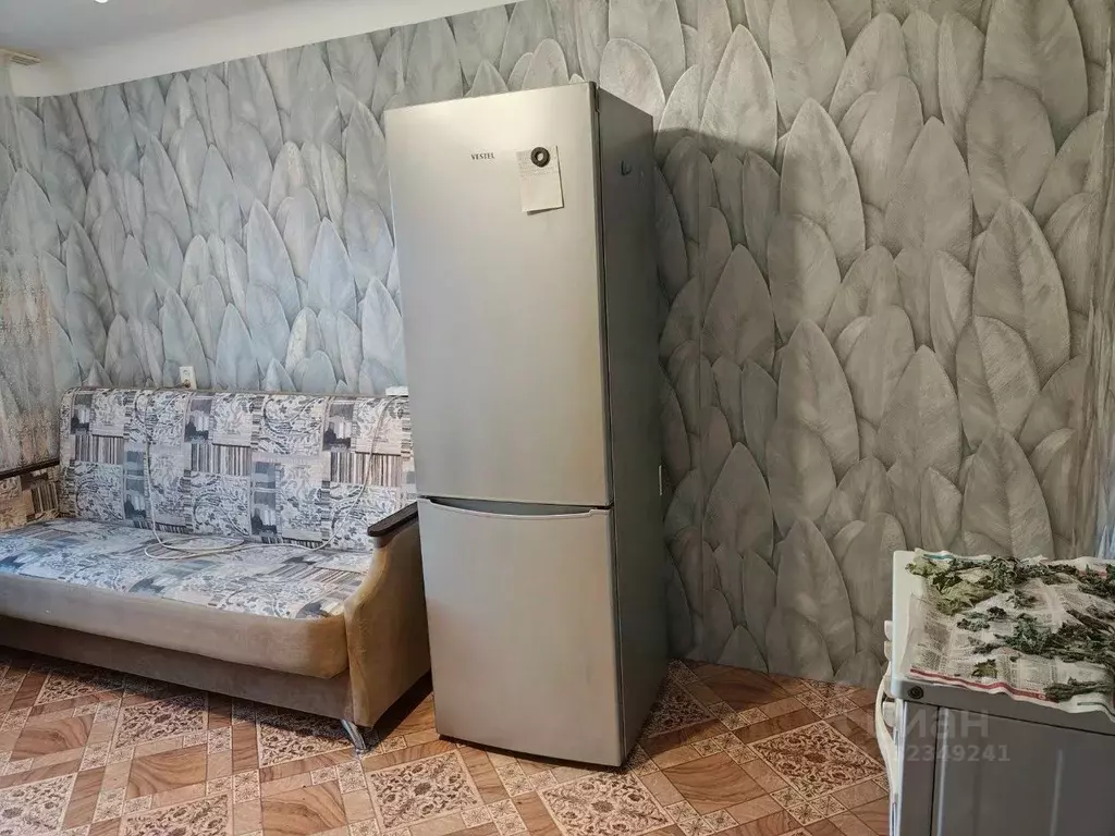 Комната Алтайский край, Бийск ул. Михаила Кутузова, 21 (14.0 м) - Фото 2