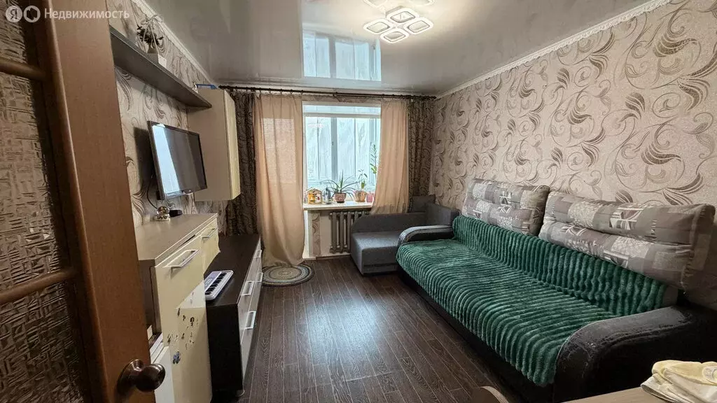 2-комнатная квартира: Ирбит, улица Елизарьевых, 28Б (46 м) - Фото 1