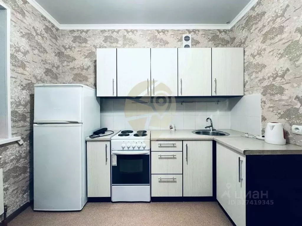 1-к кв. Белгородская область, Старый Оскол Заречье мкр, 13 (40.0 м) - Фото 2