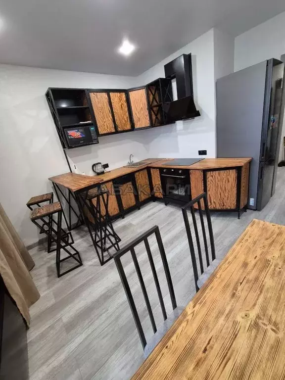 1-к кв. Красноярский край, Красноярск Октябрьская ул., 10 (43.0 м) - Фото 1