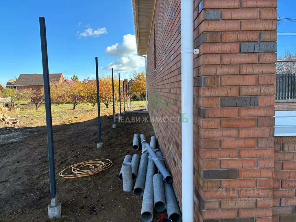 Дом в Краснодарский край, Ейский район, Александровское с/пос, с. ... - Фото 2