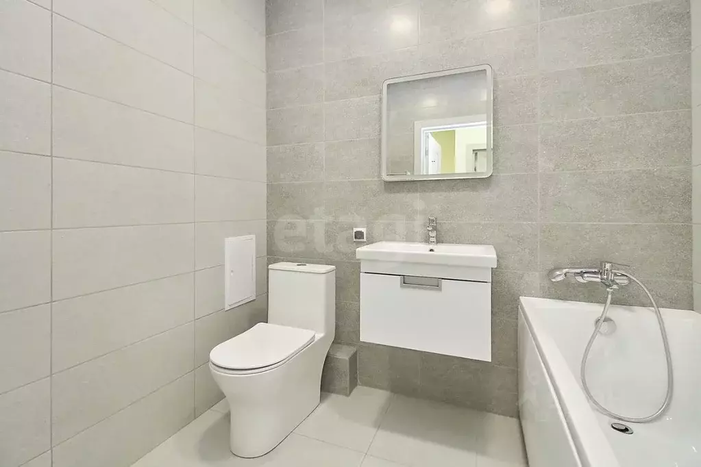 1-к кв. Тюменская область, Тюмень Интернациональная ул., 199А (34.5 м) - Фото 1