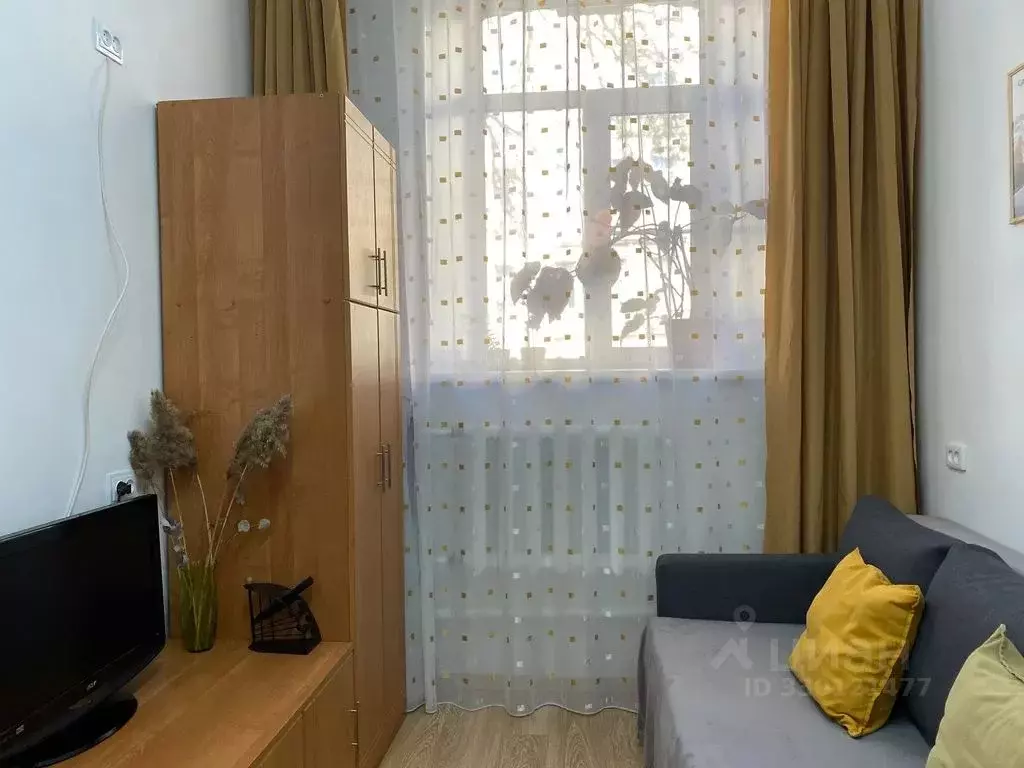 Комната Санкт-Петербург 5-я Васильевского острова линия, 68 - Фото 1
