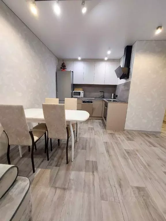 1-к кв. Тюменская область, Тюмень ул. Газовиков, 44 (39.0 м) - Фото 2