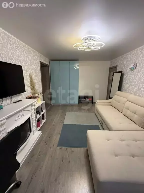 3-комнатная квартира: Тверь, площадь Славы, 2 (75.3 м) - Фото 1